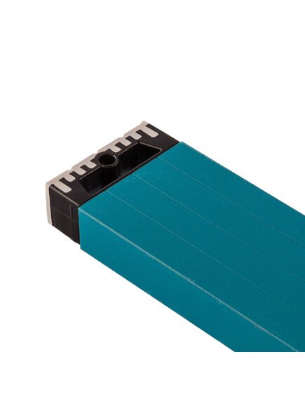 Уровень алюминиевый 1800 мм усиленный с ударопрочными заглушками рукоятки 3 глазка GROSS 34338, фото , изображение 4 - Метэкс